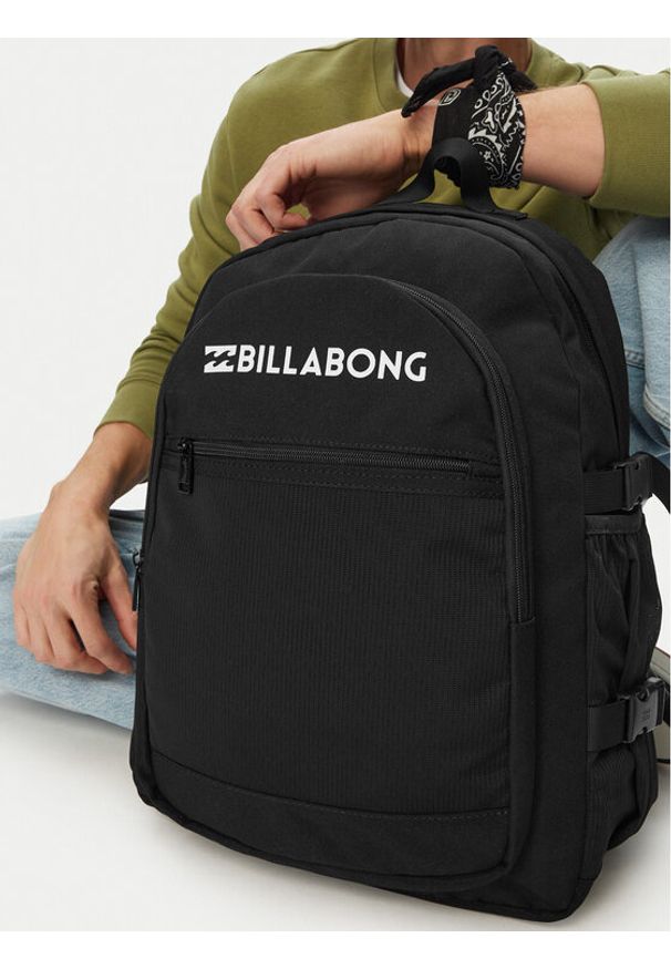 Billabong Plecak CWBEO-BLB-M-006-10 Czarny. Kolor: czarny. Materiał: materiał