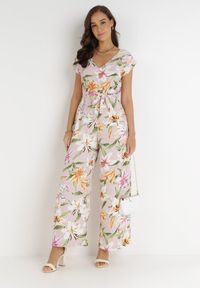 Born2be - Jasnoróżowy Kombinezon Arola. Kolor: różowy. Materiał: tkanina, materiał. Długość rękawa: na ramiączkach. Długość: długie. Wzór: aplikacja #4