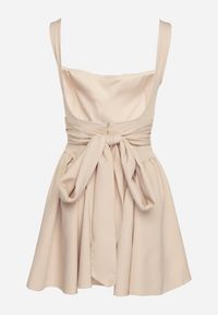 Born2be - Beżowa Rozkloszowana Sukienka na Ramiączkach z Kwadratowym Dekoltem Sastorea. Okazja: na spacer, na imprezę. Typ kołnierza: dekolt kwadratowy. Kolor: beżowy. Materiał: jeans. Długość rękawa: na ramiączkach. Wzór: aplikacja. Sezon: lato. Styl: wizytowy #7