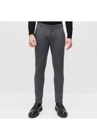 Reserved - Eleganckie spodnie super slim fit - Szary. Kolor: szary. Styl: elegancki #1