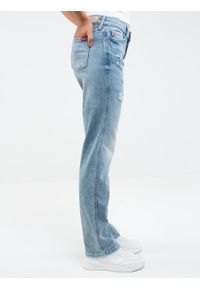 Big-Star - Spodnie jeans damskie z przetarciami Myrra 169. Stan: podwyższony. Kolor: niebieski. Styl: vintage, klasyczny