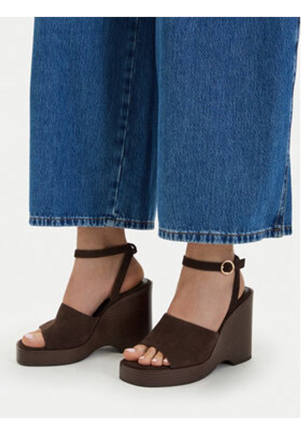 Gino Rossi - GINO ROSSI Sandały C-LZRL1396-2 Brązowy. Kolor: brązowy. Materiał: skóra, zamsz