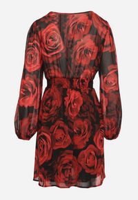 Born2be - Czarno-Czerwona Rozkloszowana Sukienka w Róże z Bufiastymi Rękawami i Marszczeniem w Talii Senarielle. Okazja: na co dzień, na imprezę. Kolor: czarny. Materiał: skóra. Sezon: wiosna. Styl: casual, elegancki #7