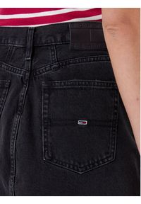Tommy Jeans Spódnica jeansowa DW0DW21275 Czarny Mom Fit. Kolor: czarny. Materiał: bawełna #3