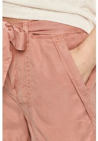 Pepe Jeans - Szorty Nomad. Okazja: na co dzień. Kolor: różowy. Materiał: tkanina. Wzór: gładki. Styl: casual #4