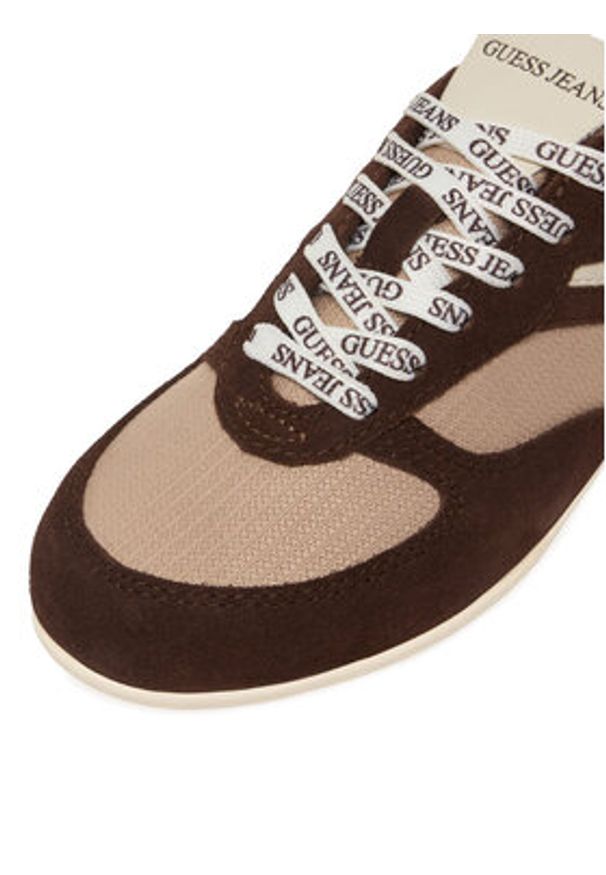 Guess Jeans Sneakersy EO-GJ2128 Brązowy ciemny. Kolor: brązowy. Materiał: zamsz, skóra