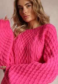Renee - Fuksjowy Długi Sweter Ozdobiony Drobnym Splotem Killoe. Kolor: różowy. Materiał: jeans. Długość: długie. Wzór: ze splotem, aplikacja #4