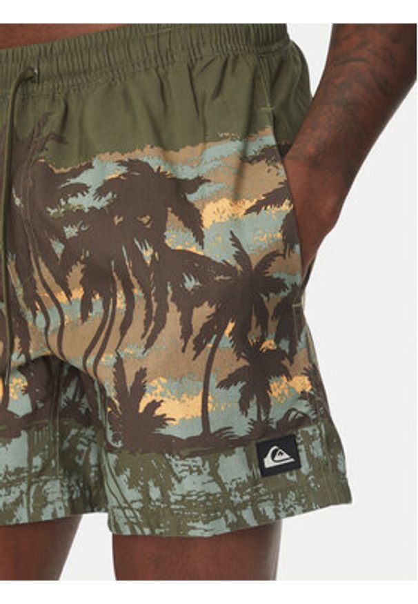 Quiksilver Szorty kąpielowe Everyday Straight Volley 15 EQYJV04121 Zielony Regular Fit. Kolor: zielony. Materiał: syntetyk