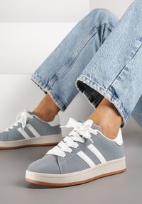 Renee - Szaro-Białe Sneakersy z Geometrycznym Wzorem Rillomia. Okazja: na co dzień. Kolor: szary. Materiał: jeans. Wzór: geometria