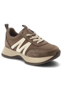Sneakersy damskie Vinceza, cholewka ze skóry naturalnej wzmocnione elementy przy nosku dynamiczny design gruba amortyzująca podeszwa, brązowe, 41521. Okazja: na co dzień. Zapięcie: sznurówki. Kolor: brązowy. Materiał: skóra. Szerokość cholewki: normalna #1