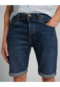 Lee - KRÓTKIE SPODENKI JEANSOWE LEE 5 Pocket Short HAWAII DARK L73EMGQA 112120487. Materiał: jeans. Długość: krótkie #5