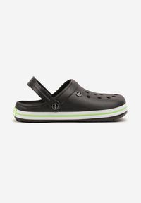 Born2be - Czarno-Zielone Klapki z Paskiem Podtrzymującym Piętę Tiaria. Okazja: na co dzień. Kolor: czarny. Sezon: lato. Styl: casual #3