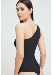Spanx body modelujące Suit Yourself Ribbed One Shoulder kolor czarny gładki. Kolor: czarny. Materiał: materiał, dzianina, prążkowany. Długość: krótkie. Wzór: gładki #5