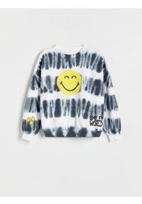 Reserved - Bluza oversize SmileyWorld® - czarny. Kolor: czarny. Materiał: dzianina, bawełna