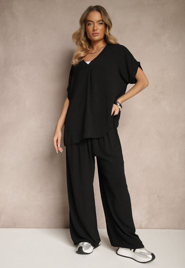 Renee - Czarny Bawełniany Komplet Spodnie o Szerokim Kroju i T-shirt Oversize Seltebis. Kolor: czarny. Materiał: bawełna. Wzór: gładki, aplikacja, kolorowy