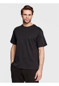 Calvin Klein T-Shirt Logo Tape K10K110814 Czarny Regular Fit. Kolor: czarny. Materiał: bawełna #1