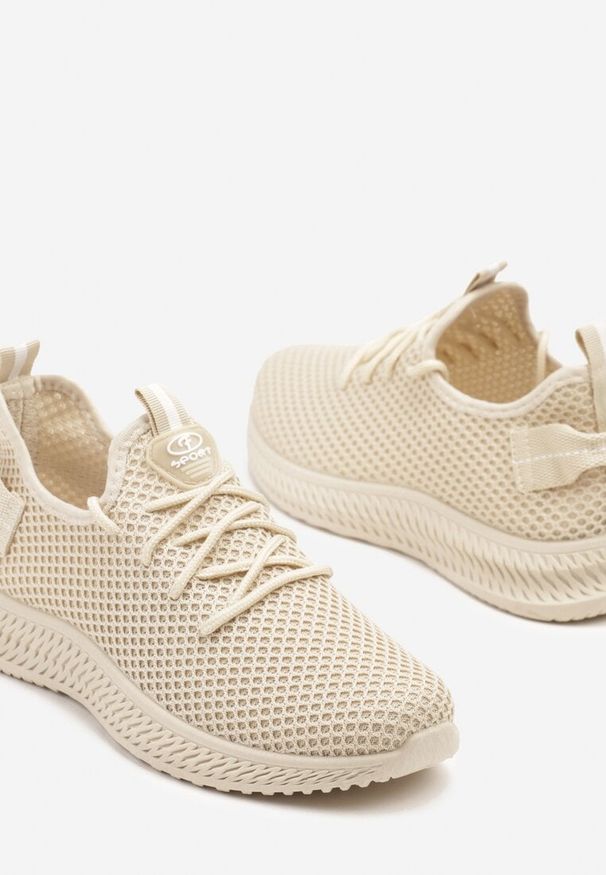 Born2be - Beżowe Buty Sportowe Sneakersy z Elastyczną Cholewką Lalissas. Kolor: beżowy. Materiał: dresówka. Szerokość cholewki: normalna