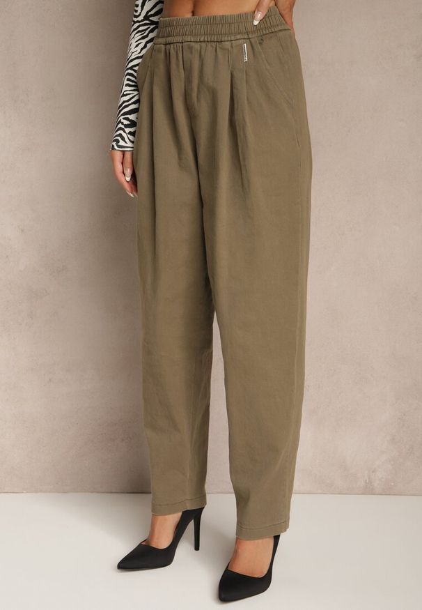 Renee - Ciemnobeżowe Spodnie High Waist z Bawełny o Szerokim Kroju Nalitia. Okazja: na co dzień. Stan: podwyższony. Kolor: beżowy. Materiał: bawełna. Styl: casual