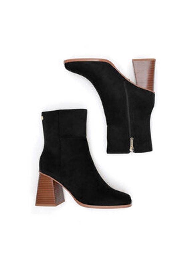 Nine West Botki WFA3361-1 Czarny. Kolor: czarny. Materiał: materiał