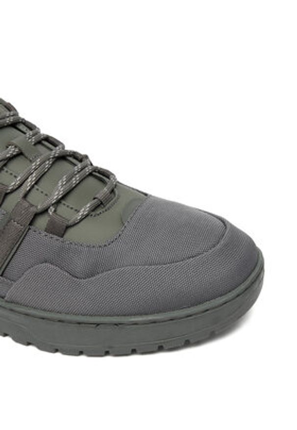 Lacoste Sneakersy T-Clip Winter 7-50SMA0194 Szary. Kolor: szary. Materiał: materiał