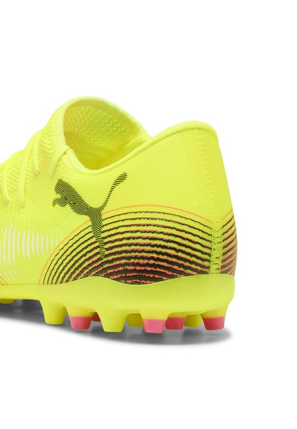 Puma - Buty piłkarskie FUTURE 8 MATCH MG niskie PUMA Yellow Alert Black Sun Struck Pink. Kolor: czarny, różowy, wielokolorowy, żółty. Sport: piłka nożna