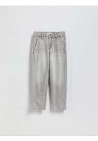 Reserved - Jeansy Carrot - jasnoszary. Kolor: szary