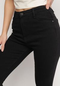 Born2be - Czarne Jeansy z Wiskozą i Bawełną o Kroju Slim z Wysokim Stanem Vallirne. Okazja: na co dzień. Stan: podwyższony. Kolor: czarny. Styl: sportowy, casual, elegancki #6