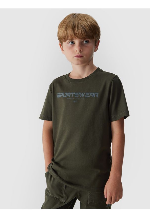 4f - T-shirt z nadrukiem chłopięcy. Kolor: oliwkowy, brązowy, wielokolorowy. Materiał: bawełna. Wzór: nadruk
