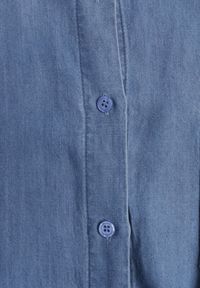 Renee - Niebieska Denimowa Koszula z Bawełną i Kieszonką Worimi. Okazja: na co dzień. Kolor: niebieski. Materiał: bawełna. Sezon: wiosna. Styl: casual #5