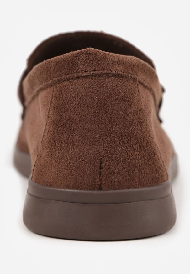 Born2be - Brązowe Mokasyny z Prostokątną Metaliczną Ozdobą Aeleorane. Okazja: na co dzień. Kolor: brązowy. Materiał: jeans. Wzór: aplikacja. Styl: elegancki, klasyczny, casual