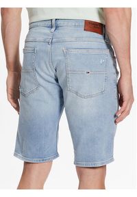 Tommy Jeans Szorty jeansowe Ronnie DM0DM16147 Niebieski Relaxed Fit. Kolor: niebieski. Materiał: bawełna