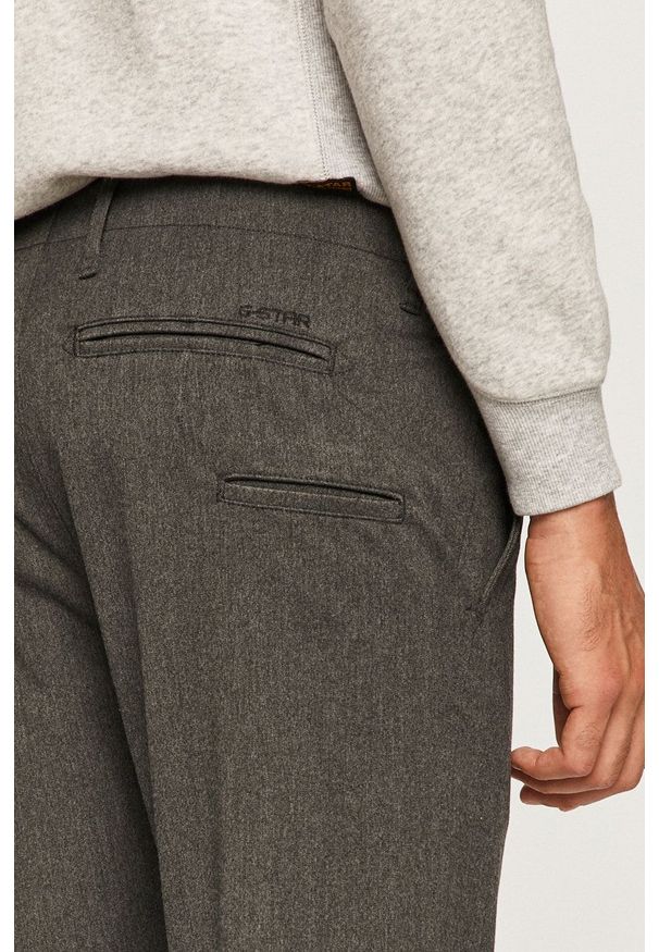 G-Star RAW - G-Star Raw - Spodnie. Kolor: szary. Materiał: tkanina. Wzór: gładki