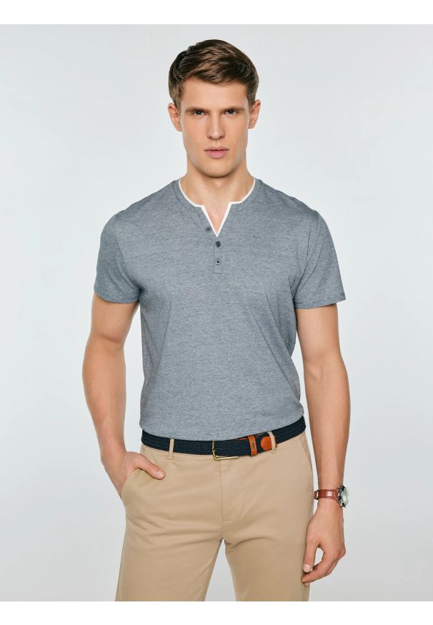 Big-Star - Koszulka męska w drobne paski granatowa Alanso 403. Okazja: na co dzień. Kolor: niebieski. Materiał: dzianina. Wzór: paski. Styl: casual, klasyczny