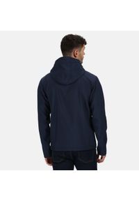Regatta - Softshell Z Kapturem Męski Venturer. Typ kołnierza: kaptur. Kolor: czarny. Materiał: softshell. Sport: turystyka piesza #1