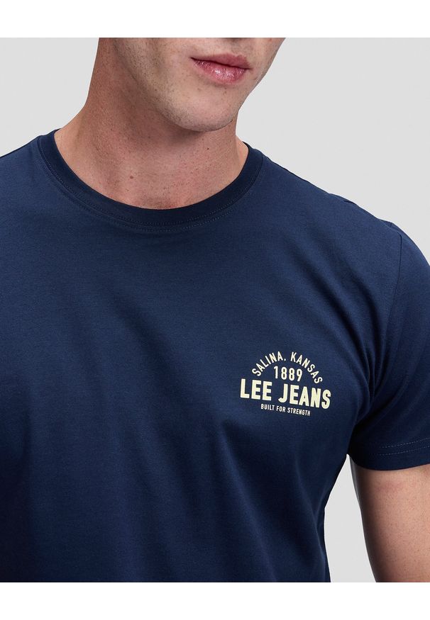 Lee - MĘSKA KOSZULKA LEE SMALL LOGO TEE RIVET NAVY 112376517