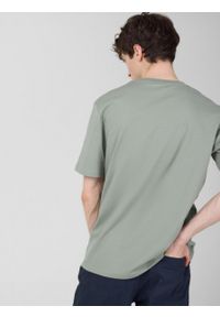 outhorn - T-shirt z nadrukiem męski - miętowy. Okazja: na co dzień. Kolor: miętowy. Materiał: bawełna, dzianina. Wzór: nadruk. Styl: casual