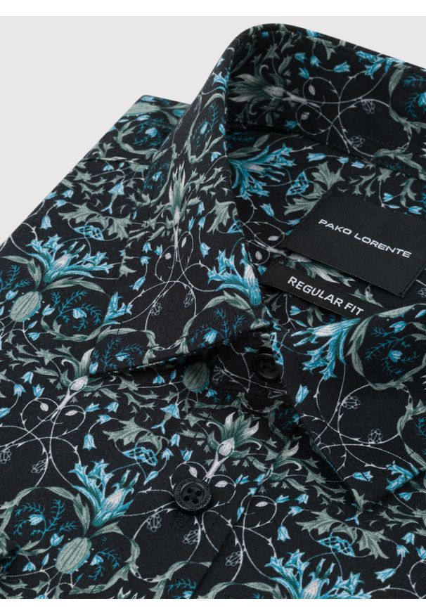 Pako Lorente - PAKO LORENTE - Czarna koszula w turkusowe kwiaty. Kolor: wielokolorowy, turkusowy, czarny. Materiał: bawełna, elastan. Długość rękawa: długi rękaw. Długość: długie. Wzór: kwiaty