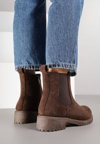 Born2be - Brązowe Botki w Stylu Sztybletów z Elastyczną Wstawką Kanelle. Okazja: do pracy, na co dzień. Kolor: brązowy. Styl: casual, elegancki #5