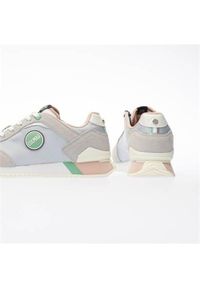 Buty do chodzenia damskie Colmar Travis Plus. Zapięcie: sznurówki. Kolor: wielokolorowy, szary. Materiał: guma, skóra, tkanina, zamsz, materiał, syntetyk. Szerokość cholewki: normalna. Sport: turystyka piesza