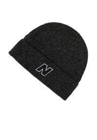 Czapka dla każdego New Balance LAH53009BK - czarna. Kolor: czarny. Materiał: akryl. Sezon: zima