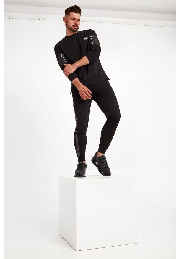 Karl Lagerfeld - Bluza KARL LAGERFELD. Wzór: aplikacja