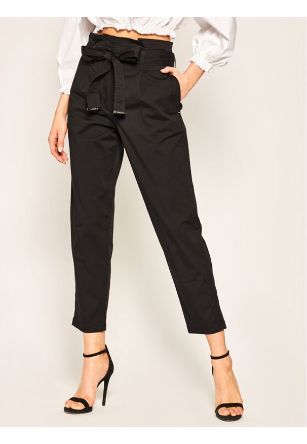 Spodnie materiałowe Calvin Klein. Kolor: czarny. Materiał: materiał
