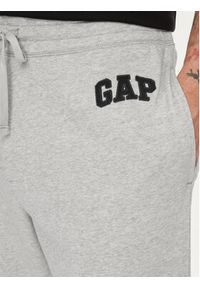 GAP - Gap Spodnie dresowe 868463-02 Szary Regular Fit. Kolor: szary. Materiał: bawełna #3