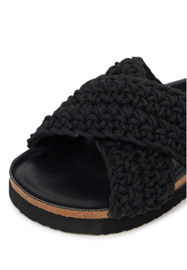 DeeZee Klapki MXCR-211 Czarny. Kolor: czarny. Materiał: materiał