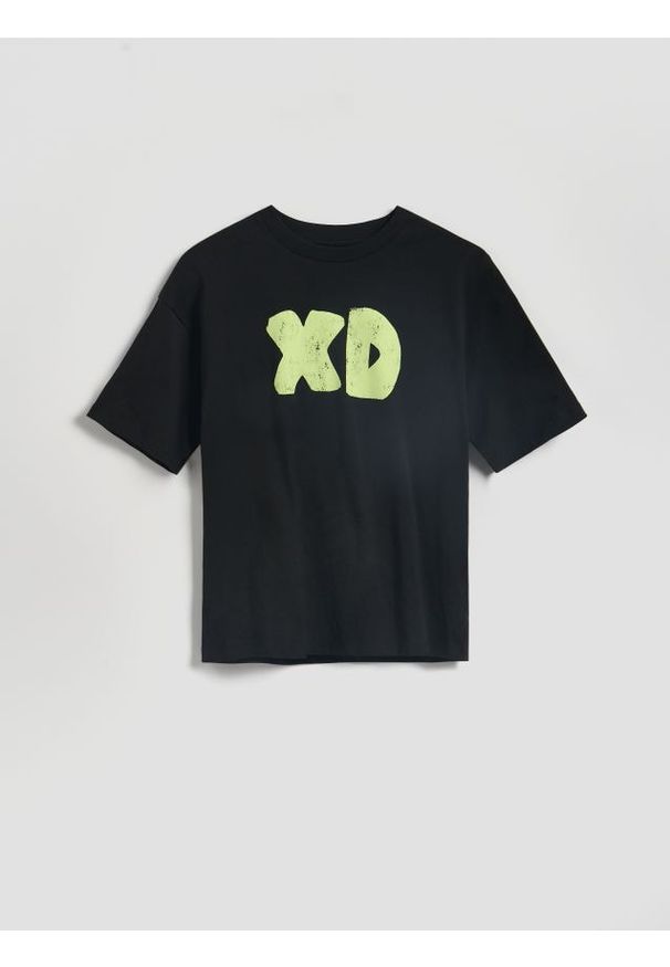 Reserved - Bawełniany t-shirt z nadrukiem - czarny. Kolor: czarny. Materiał: bawełna. Wzór: nadruk