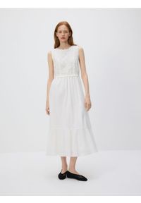 Reserved - Sukienka midi - złamana biel. Materiał: tkanina, bawełna. Długość: midi #1