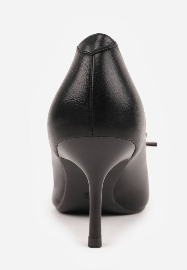 Born2be - Czarne Czółenka Vices na Szpilce ze Skórzaną Wkładką Ozdobione Kokardą Rileira. Okazja: na co dzień. Kolor: czarny. Materiał: skóra. Wzór: aplikacja. Obcas: na szpilce. Styl: elegancki, casual