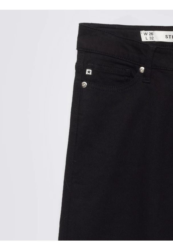 Big-Star - Spodnie jeans damskie czarne Myrra 915. Stan: podwyższony. Kolor: czarny. Styl: rockowy