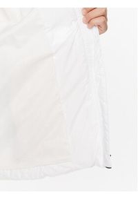 Calvin Klein Jeans Kurtka puchowa J20J221885 Biały Slim Fit. Kolor: biały. Materiał: puch, syntetyk