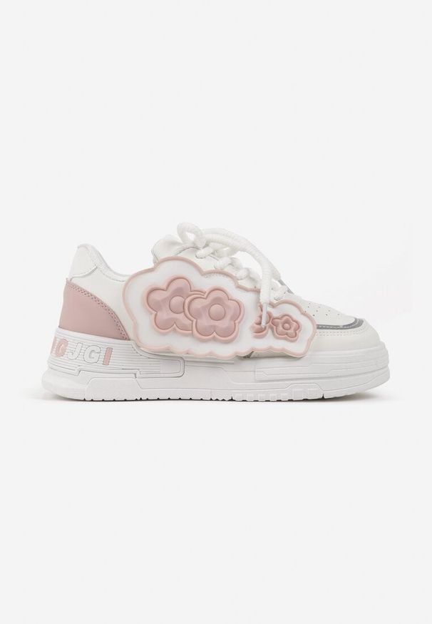 Born2be - Biało-Różowe Sneakersy na Grubej Podeszwie z Gumowymi Zdobieniami w Postaci Kwiatów Benalita. Nosek buta: okrągły. Zapięcie: sznurówki. Kolor: biały. Materiał: guma. Wzór: aplikacja, kwiaty. Obcas: na obcasie. Wysokość obcasa: niski